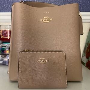 Mollie Bucket Bag and Bifold Wallet